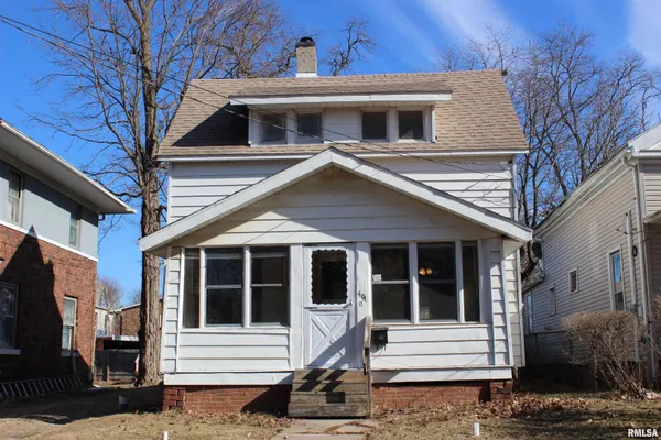 $29,900 | 491 North Cedar Street, Galesburg, IL 61401