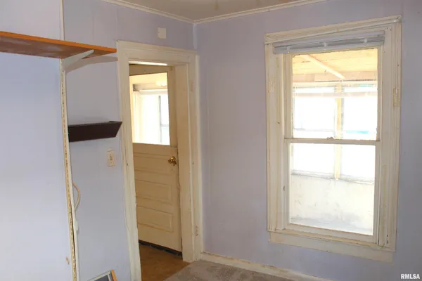 $29,900 | 491 North Cedar Street, Galesburg, IL 61401