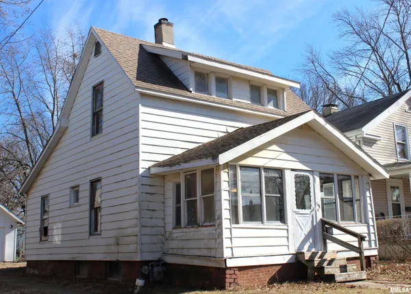 $29,900 | 491 North Cedar Street, Galesburg, IL 61401