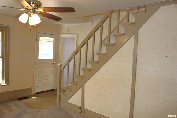 $29,900 | 491 North Cedar Street, Galesburg, IL 61401