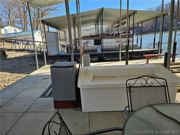 $280,000 | 33 Zebco Court, Edwards, MO 65326
