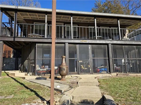 $280,000 | 33 Zebco Court, Edwards, MO 65326