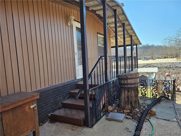 $280,000 | 33 Zebco Court, Edwards, MO 65326
