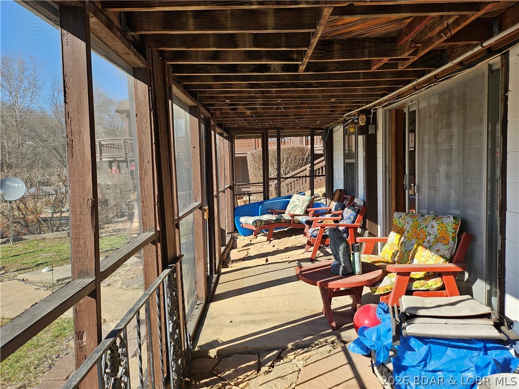 33 Zebco Court Edwards, MO 65326 - Photo 5 of 63