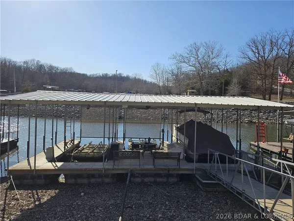 $280,000 | 33 Zebco Court, Edwards, MO 65326