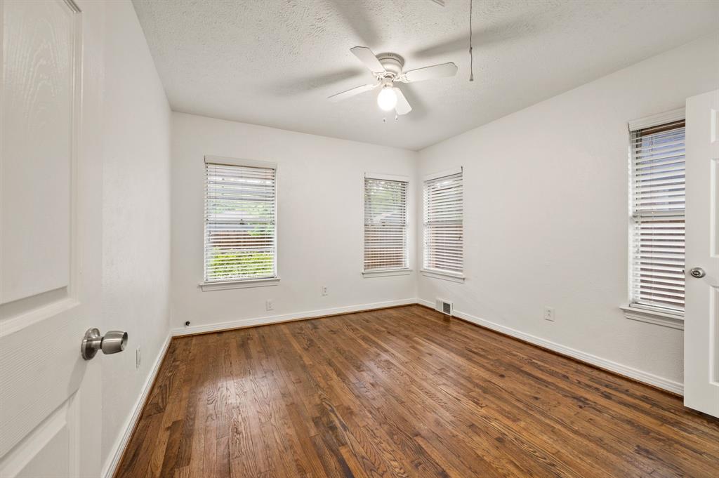 6644 Fisher Road Dallas, TX 75214 - Photo 12 of 21