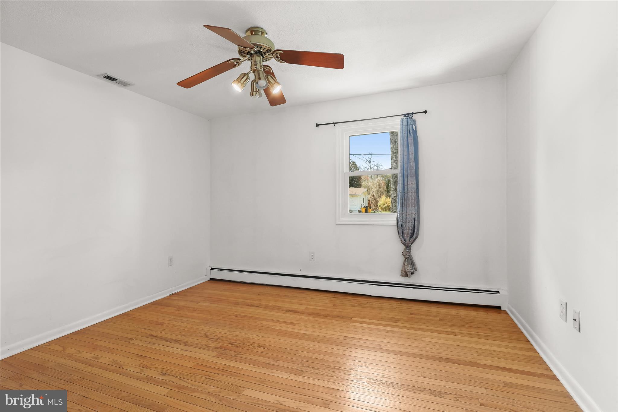 616 Dover Road Pasadena, MD 21122 - Photo 14 of 41 Bedroom