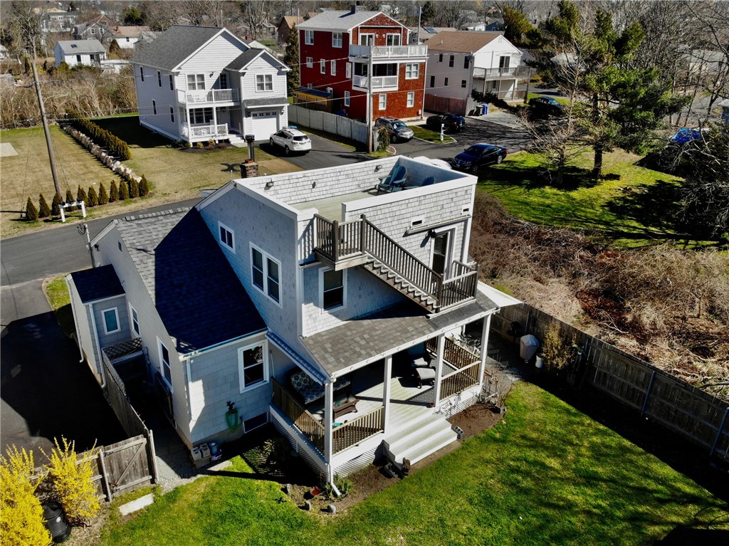 110 Orchard Avenue Middletown, RI 02842 - Photo 10 of 45