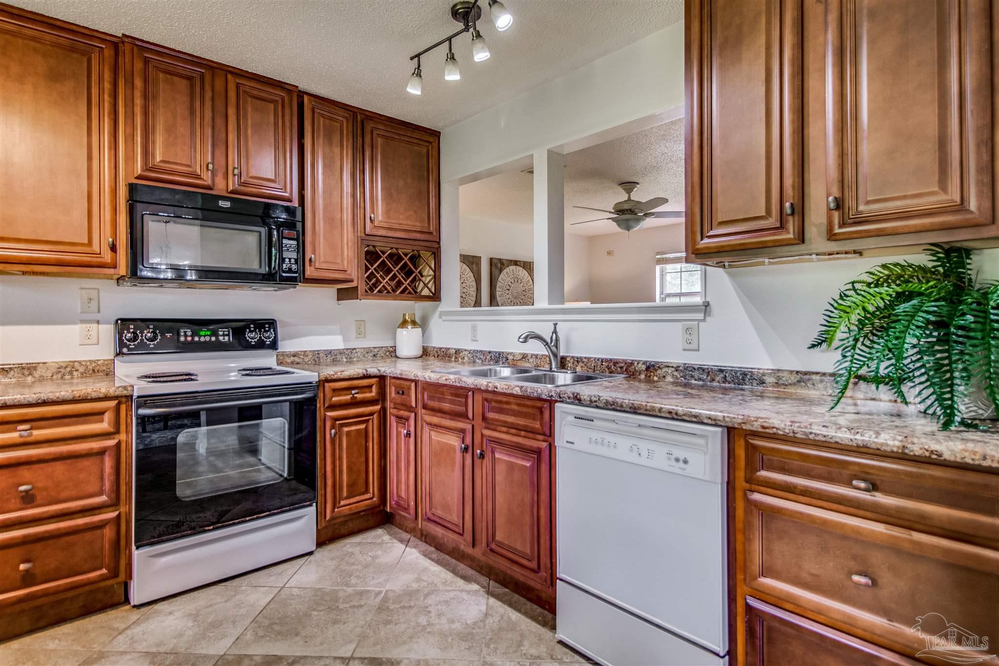 9535 Tower Ridge Road Pensacola, FL 32526 - Photo 11 of 50 Gallery Image 11