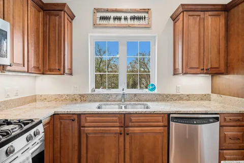 $425,000 | 935 Scotland Drive, Unit 963, Geneva, WI 53147