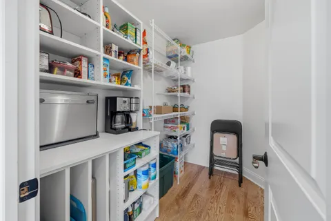 $425,000 | 935 Scotland Drive, Unit 963, Geneva, WI 53147