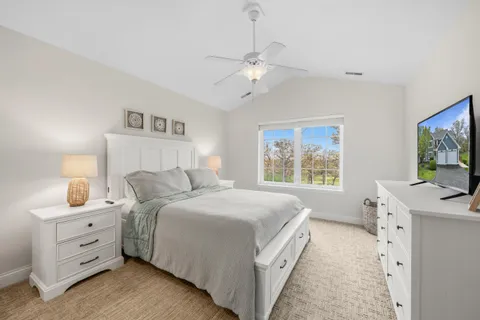 $425,000 | 935 Scotland Drive, Unit 963, Geneva, WI 53147