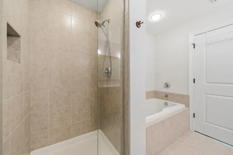 $425,000 | 935 Scotland Drive, Unit 963, Geneva, WI 53147