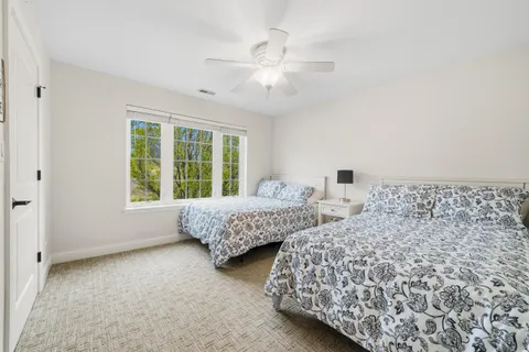 $425,000 | 935 Scotland Drive, Unit 963, Geneva, WI 53147