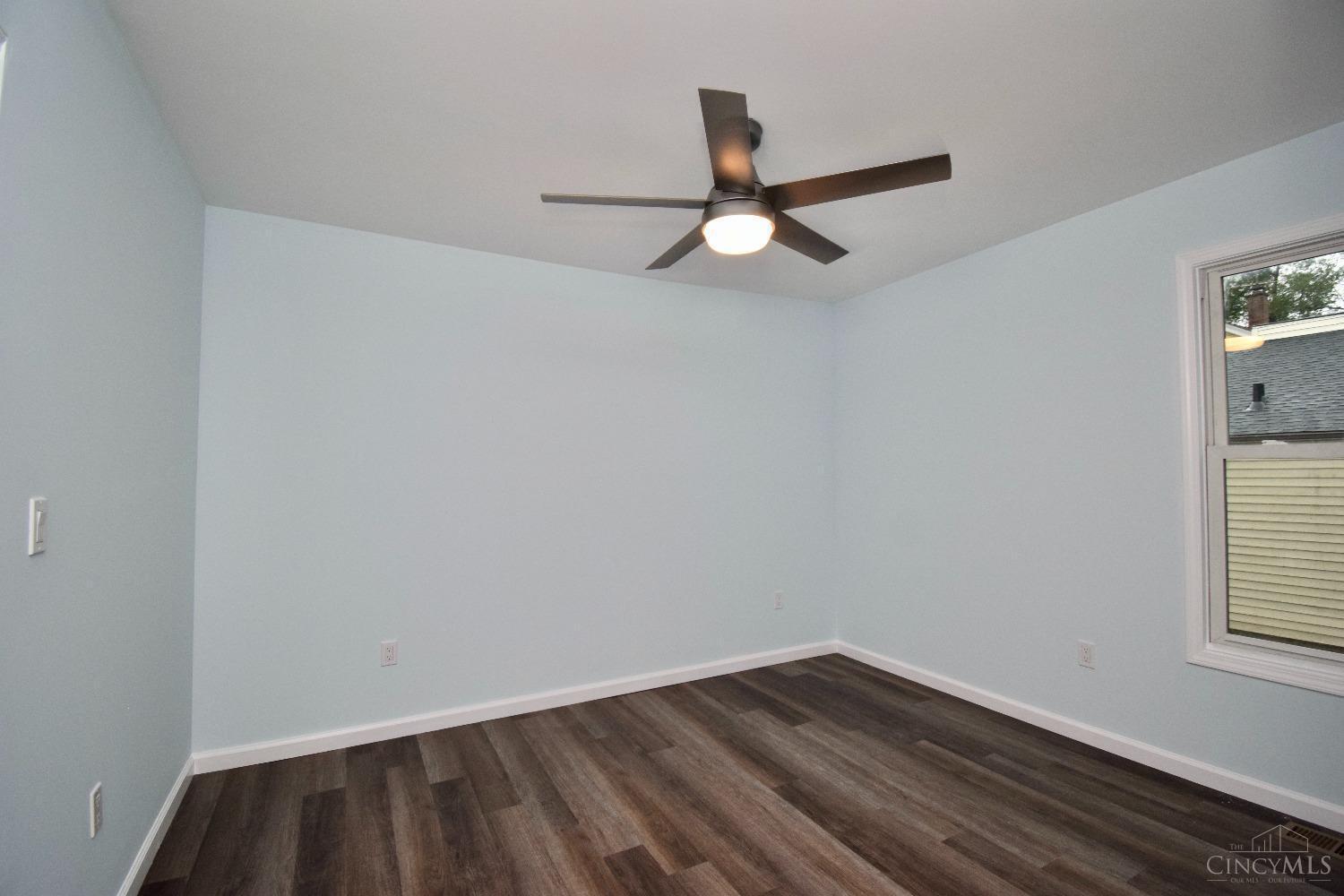 1169 Sutton Road Cincinnati, OH 45230 - Photo 13 of 45