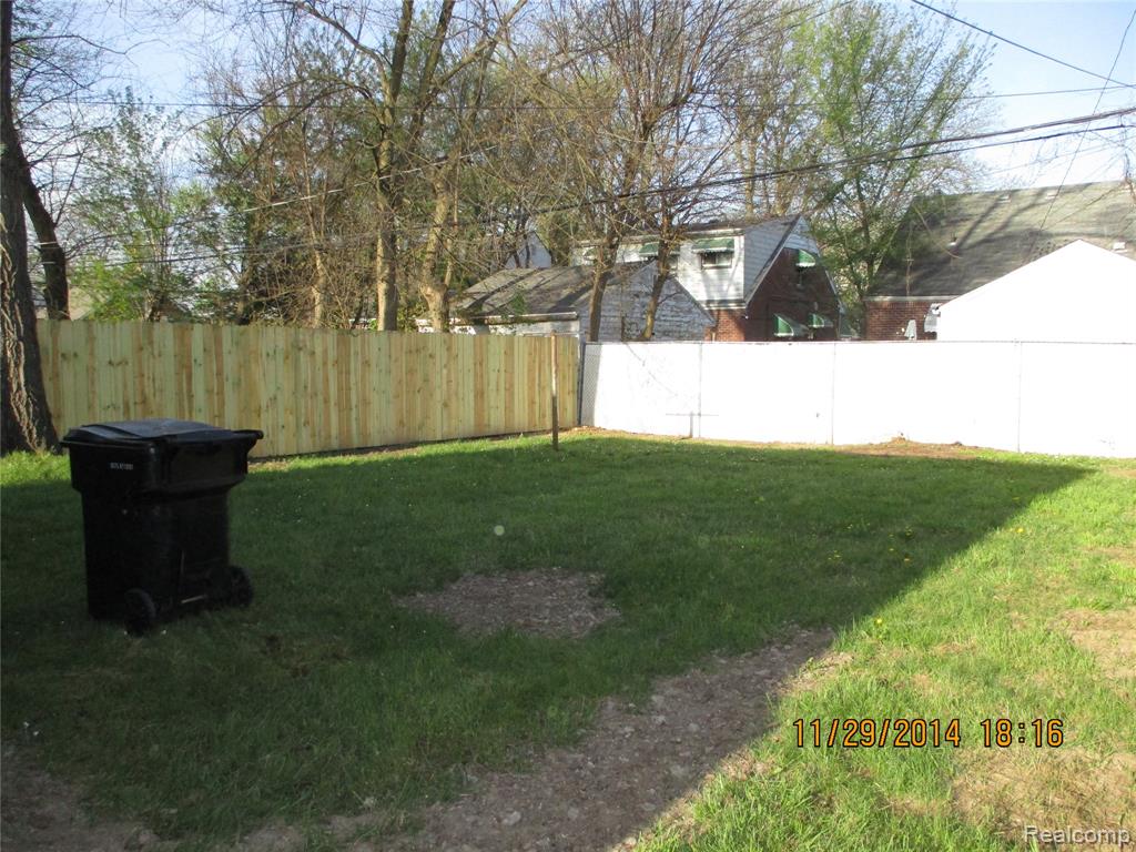 19315 Annchester Road Detroit, MI 48219 - Photo 16 of 17