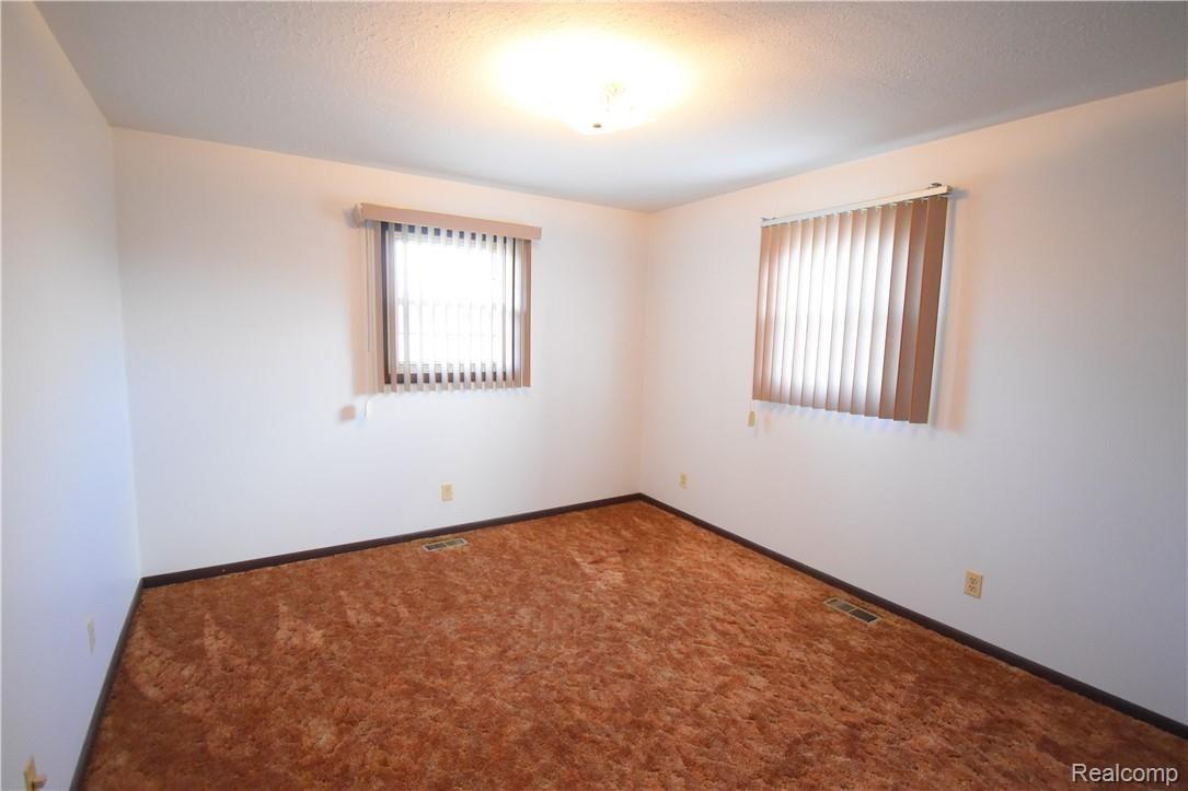 6875 Gale Road Owosso, MI 48867 - Photo 15 of 21 14.JPG
