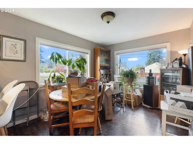 $929,900 | 7010 Southeast Lamphier Street, Milwaukie, OR 97222