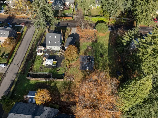 $929,900 | 7010 Southeast Lamphier Street, Milwaukie, OR 97222