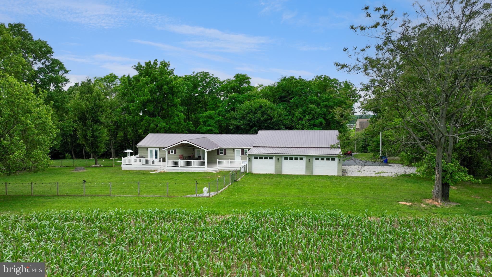 1025 White Oak Road Windsor, PA 17366 - Photo 3 of 69