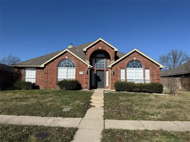 $2,600 | 2857 Hampshire Lane, Rockwall, TX 75032