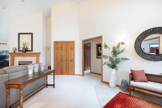 $600,000 | 109 Teton Court, Mankato, MN 56001