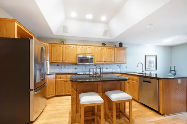 $575,000 | 109 Teton Court, Mankato, MN 56001