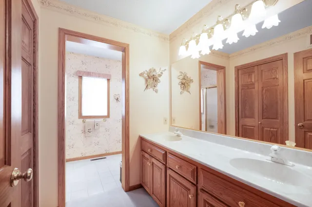 $600,000 | 109 Teton Court, Mankato, MN 56001