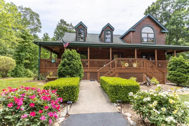 $1,175,000 | 110 Mountain Crest Drive South, Marion, NC 28752