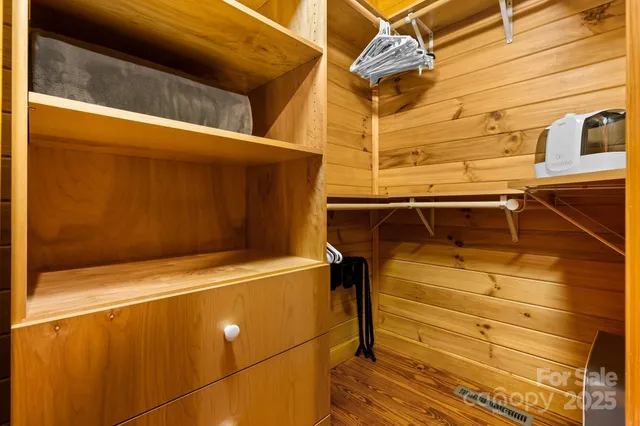 $1,175,000 | 110 Mountain Crest Drive South, Marion, NC 28752