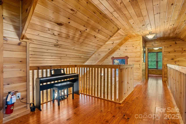 $1,175,000 | 110 Mountain Crest Drive South, Marion, NC 28752