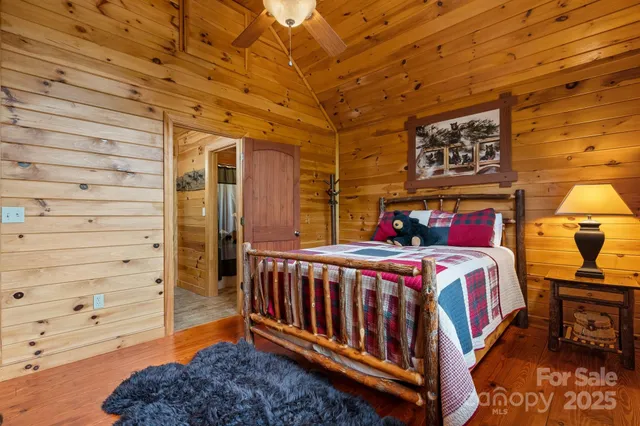 $1,175,000 | 110 Mountain Crest Drive South, Marion, NC 28752