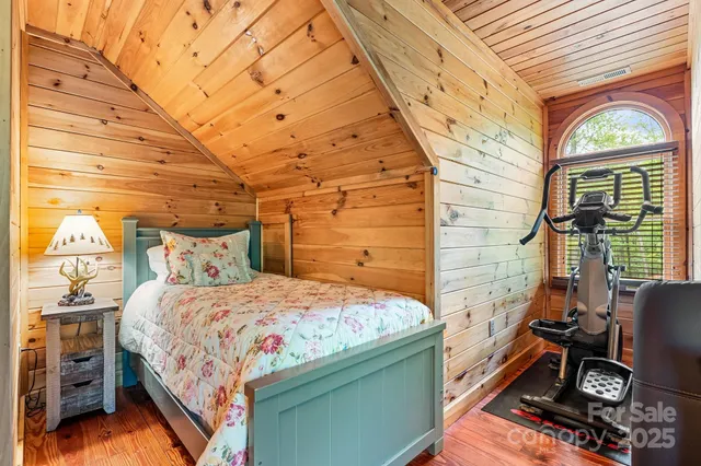 $1,175,000 | 110 Mountain Crest Drive South, Marion, NC 28752