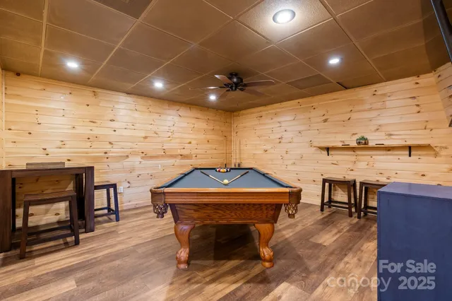 $1,175,000 | 110 Mountain Crest Drive South, Marion, NC 28752