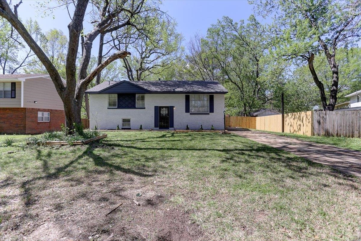 3263 Glen Logan Road Memphis, TN 38134 - Photo 3 of 40 a view of a house with a yard