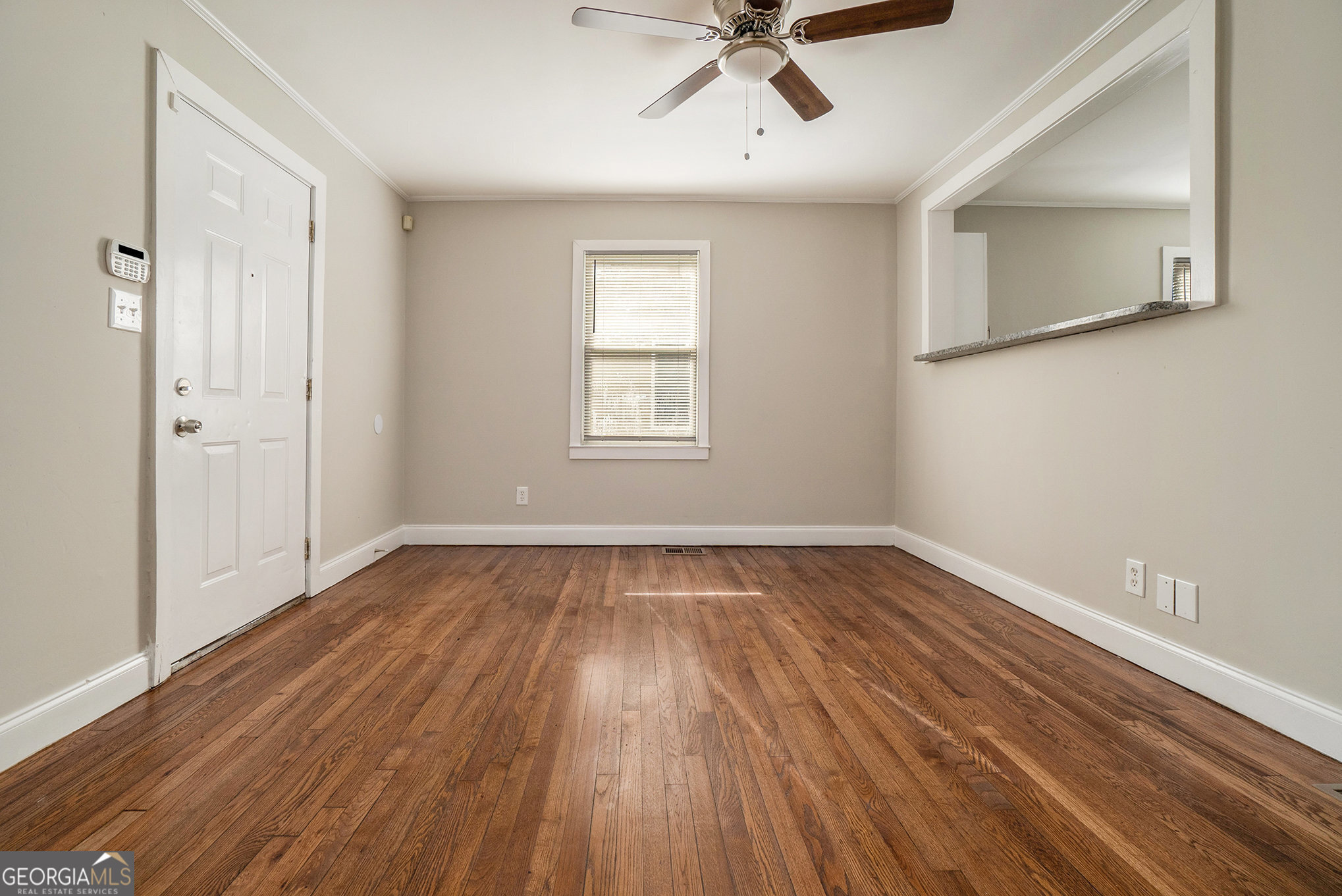 973 Lawton Street Southwest Atlanta, GA 30310 - Photo 4 of 25