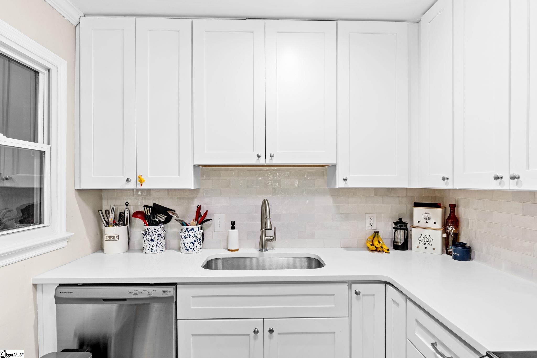 500 Glenn Road Greenville, SC 29607 - Photo 15 of 25