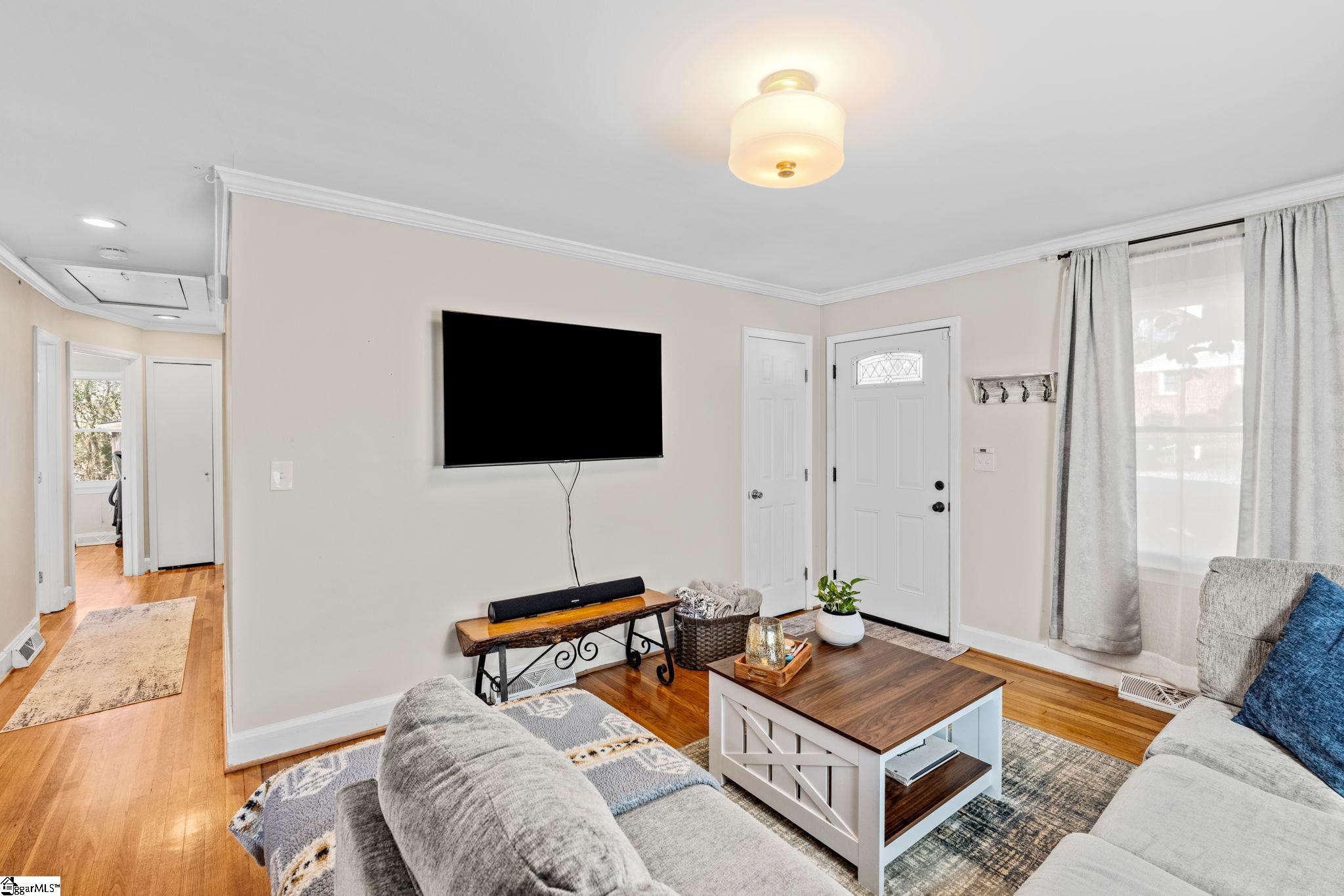 500 Glenn Road Greenville, SC 29607 - Photo 9 of 25