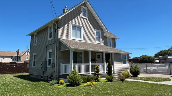 $3,000 | 23 Arnold Avenue, West Babylon, NY 11704