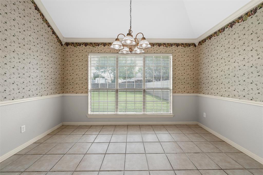 1041 Cheyenne Trail Hewitt, TX 76643 - Photo 11 of 37