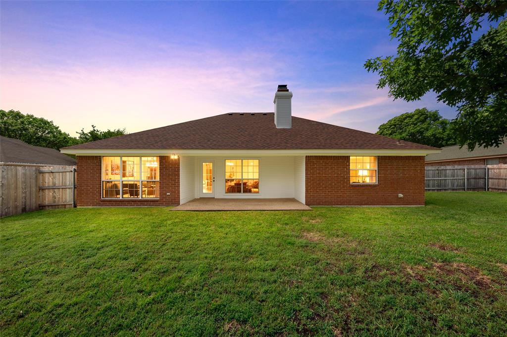 1041 Cheyenne Trail Hewitt, TX 76643 - Photo 24 of 37