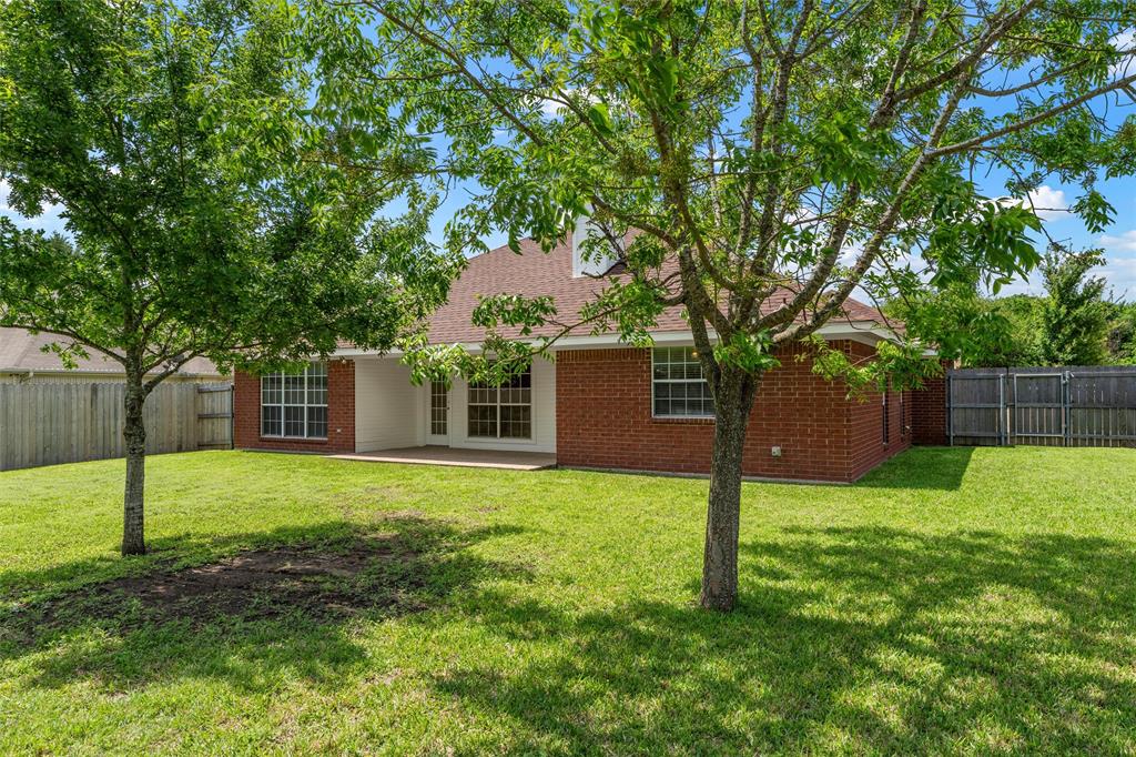 1041 Cheyenne Trail Hewitt, TX 76643 - Photo 26 of 37