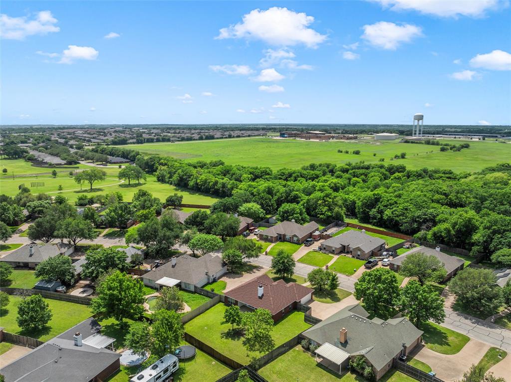 1041 Cheyenne Trail Hewitt, TX 76643 - Photo 31 of 37