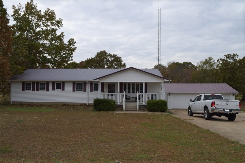 4001 Erin Road McEwen, TN 37101 - Photo 1 of 30 Gallery Image 1