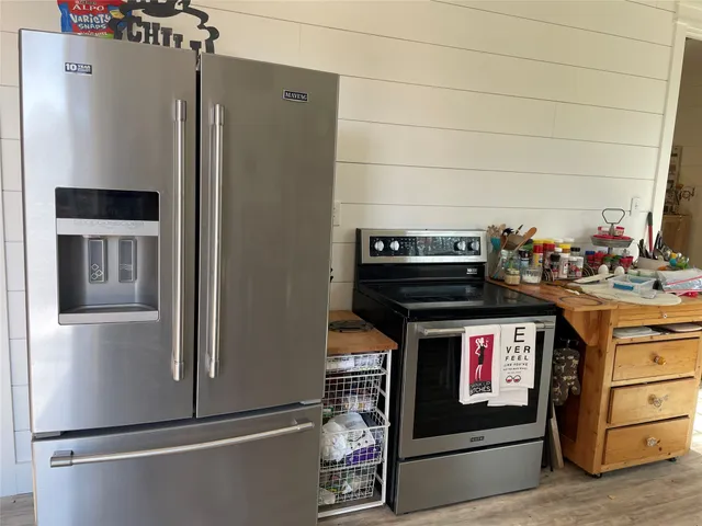 $380,000 | 18 East Trail, Normangee, TX 77871