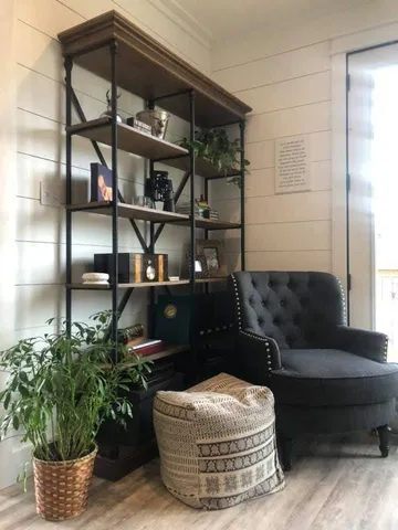 $380,000 | 18 East Trail, Normangee, TX 77871