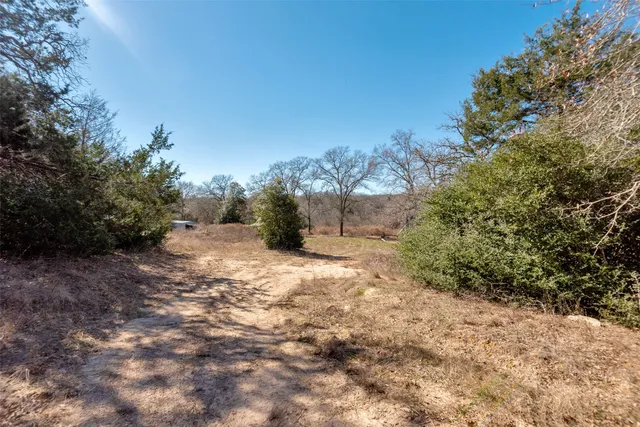 $380,000 | 18 East Trail, Normangee, TX 77871