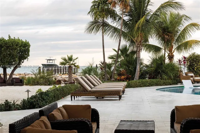 $33,500,000 | 57783 Morton Street, Marathon, FL 33050