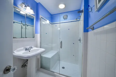 $938,000 | 541 Park Row, Glen Ellyn, IL 60137