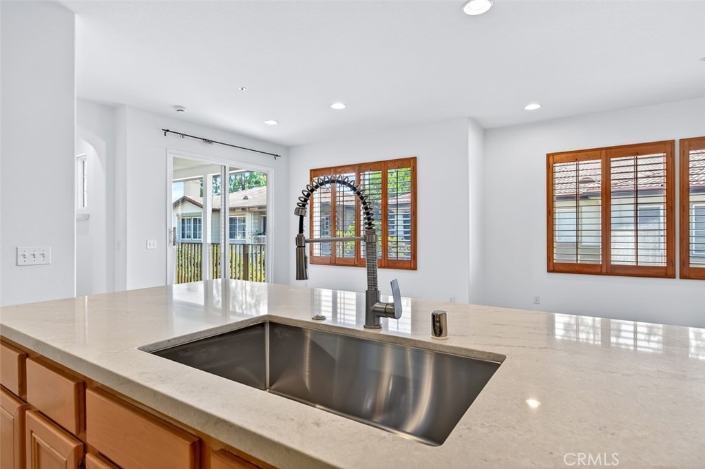 447 Ridgeway Irvine, CA 92620 - Photo 77 of 88